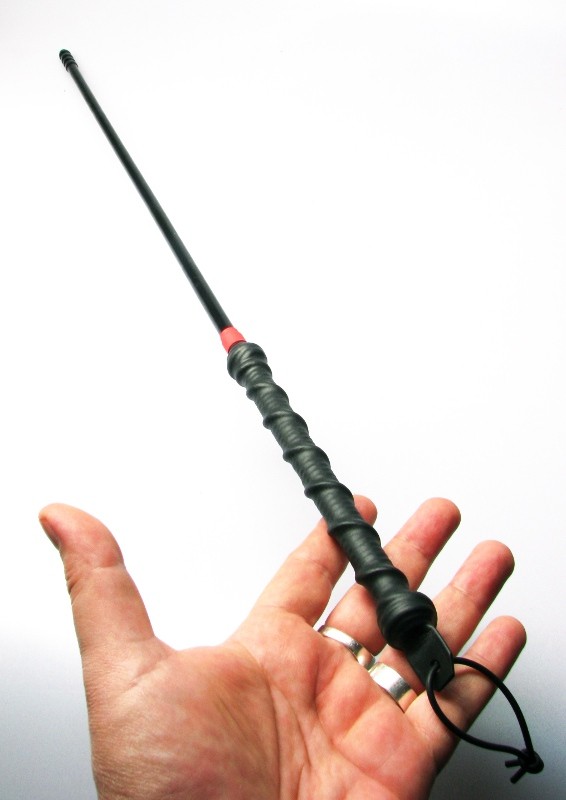 REITSTOCK "Viper"- Flexibler Reitstock in schwarz, mit Kerbung