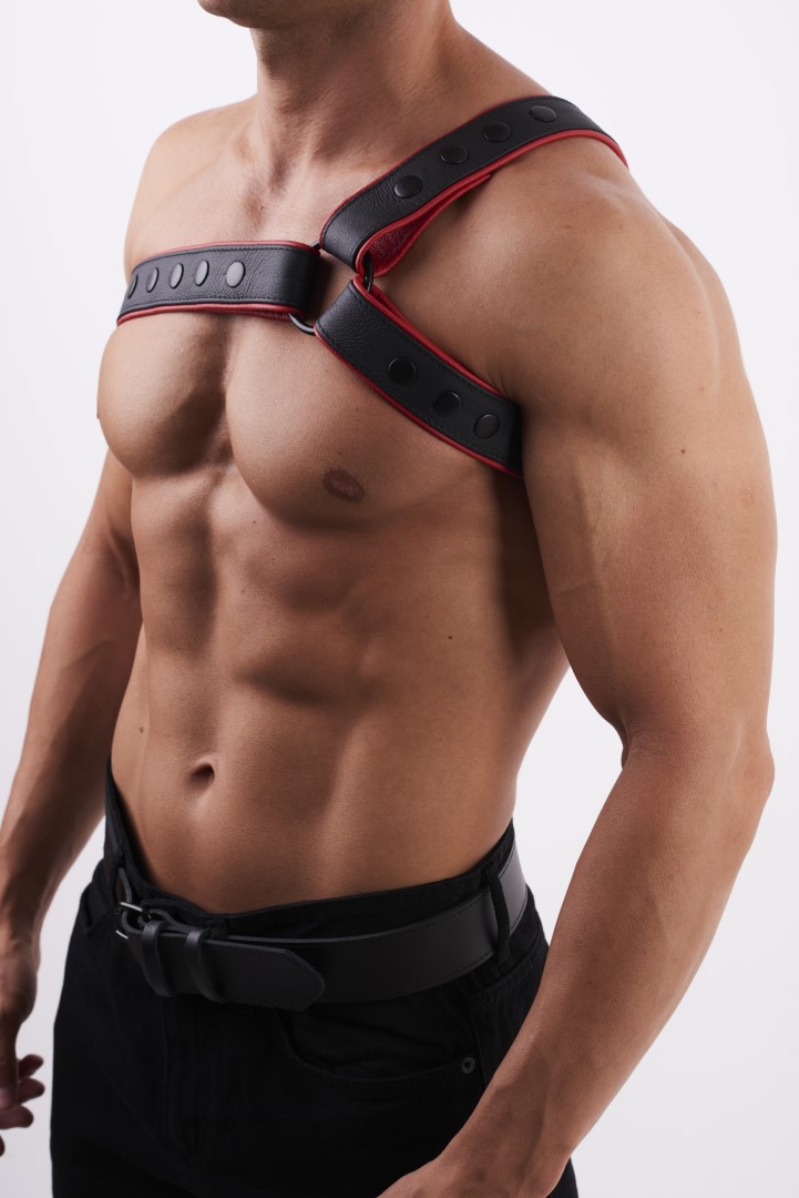 HighQuality - Soft Leder Brust Harness Y Schwarz/Rot