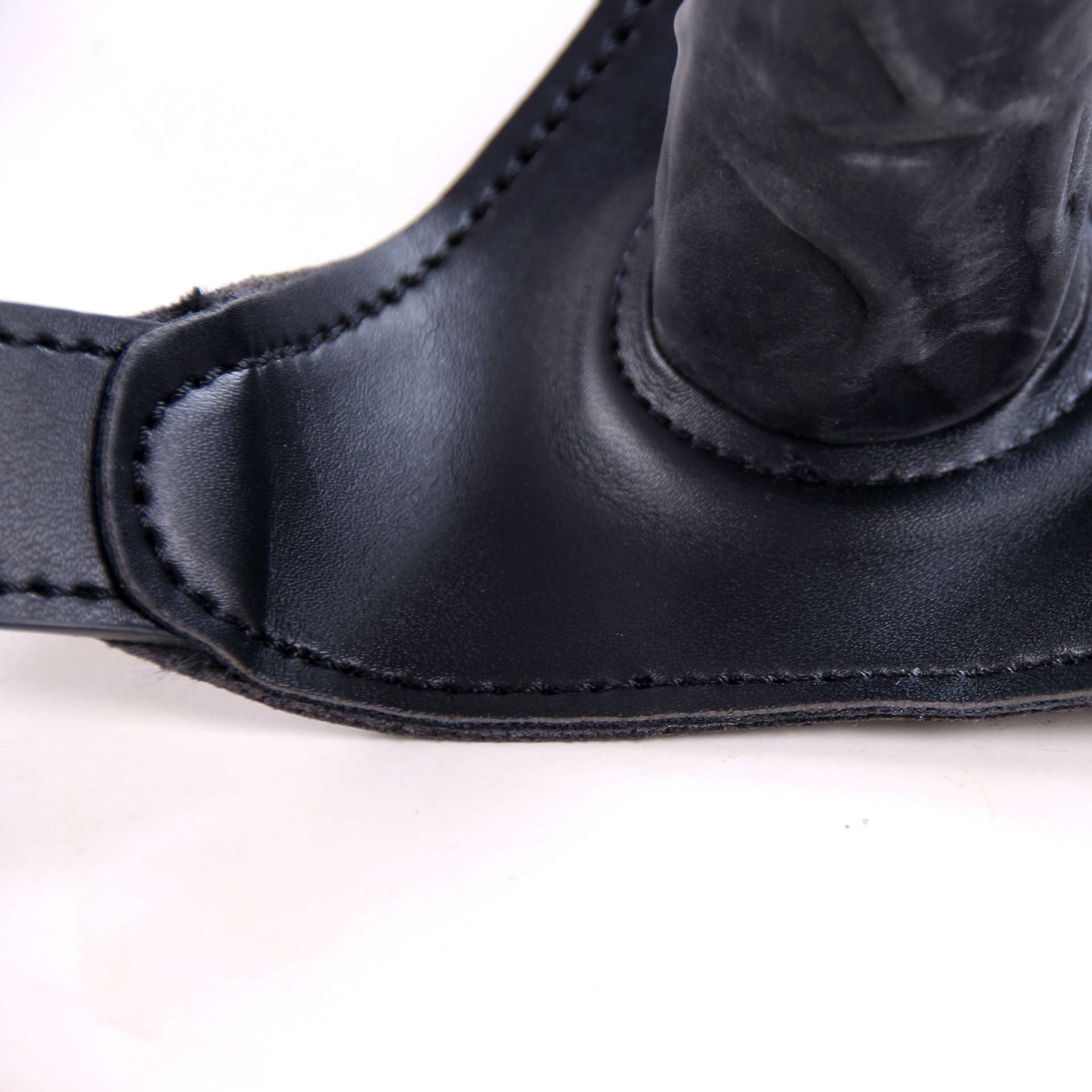 Strap On mit kleinem Dildo "cheeky brat"