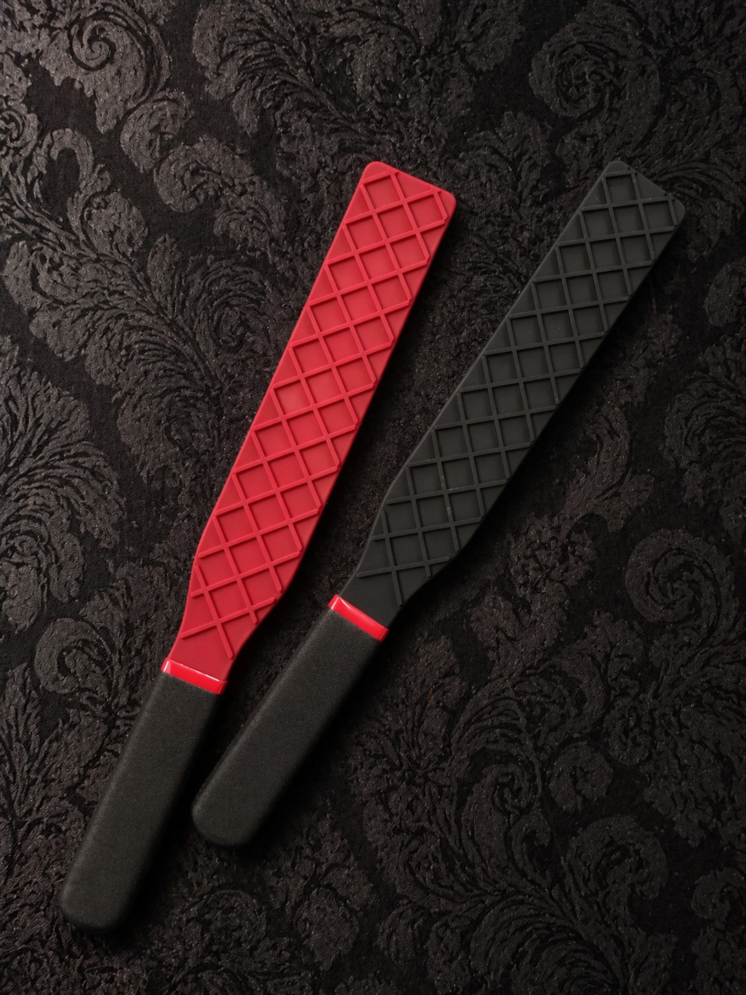Dual Temptation Paddle – Red & Black Edition