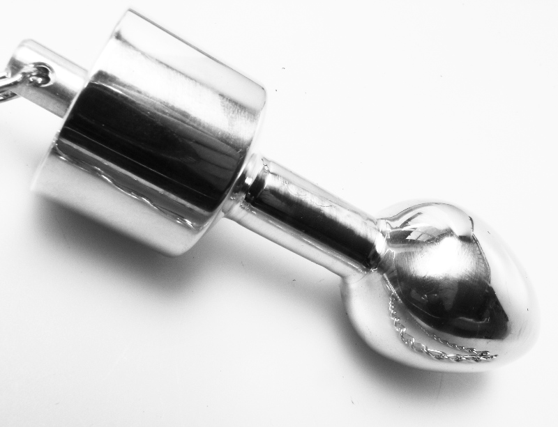 Anal Plug Metall mit Kette und Ring 30mm