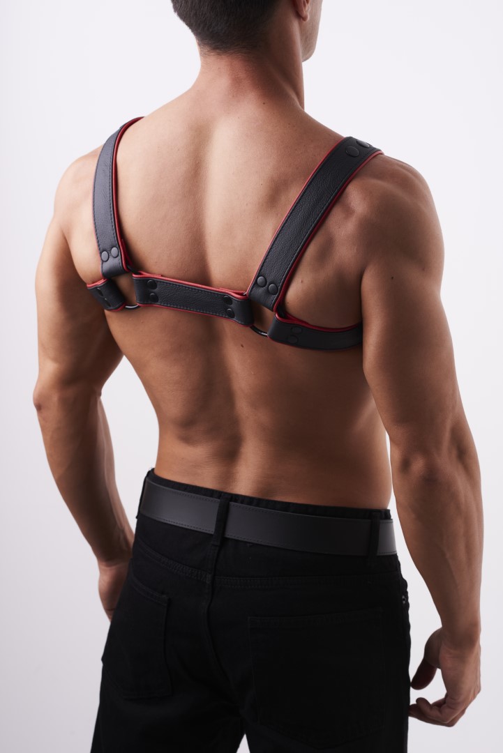 HighQuality - Soft Leder Brust Harness Schwarz/Rot