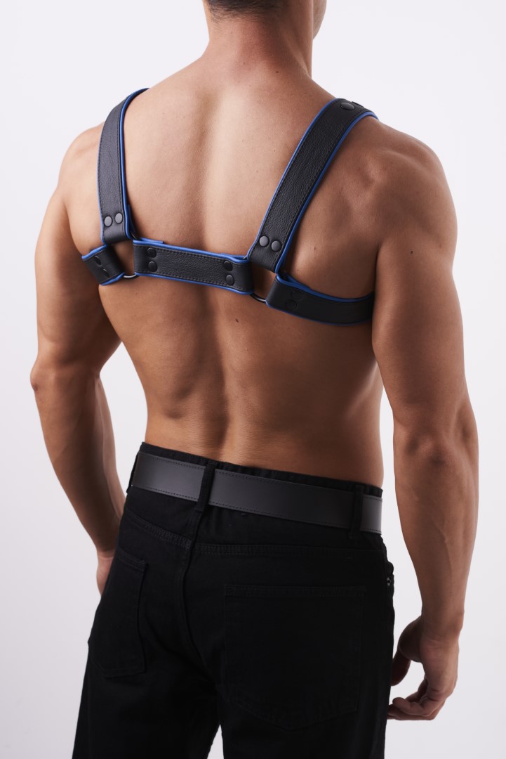 HighQuality - Soft Leder Brust Harness Schwarz/Blau