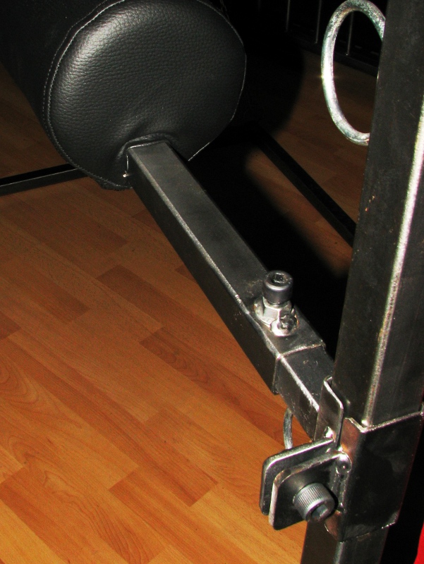 BDSM MÖBEL - Zubehoer Bondagerahmen - Spankrolle