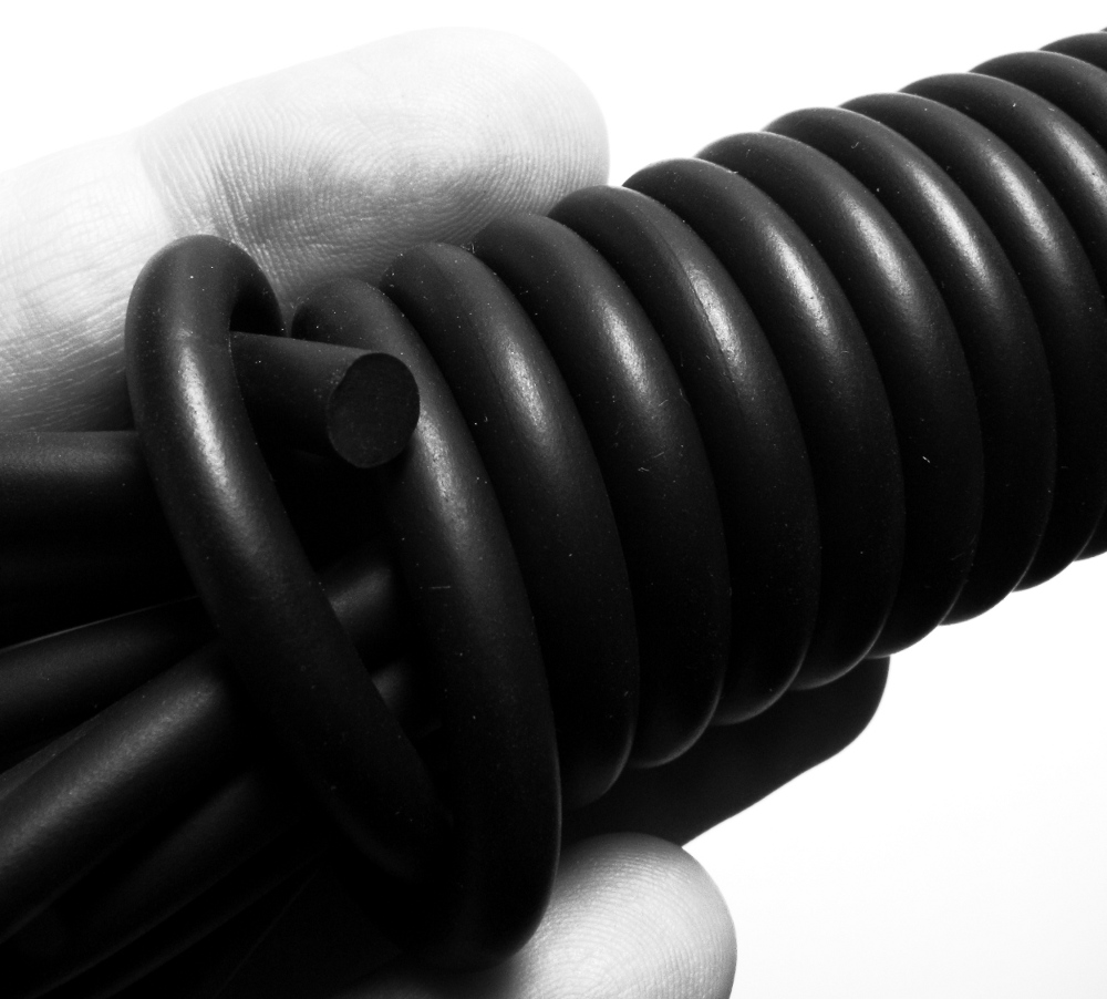 10 Meter Gummi-Seil schwarz 5mm