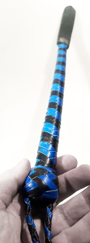 Kurzer Kantschu - Hochwertige Lederpeitsche mit Klatsche