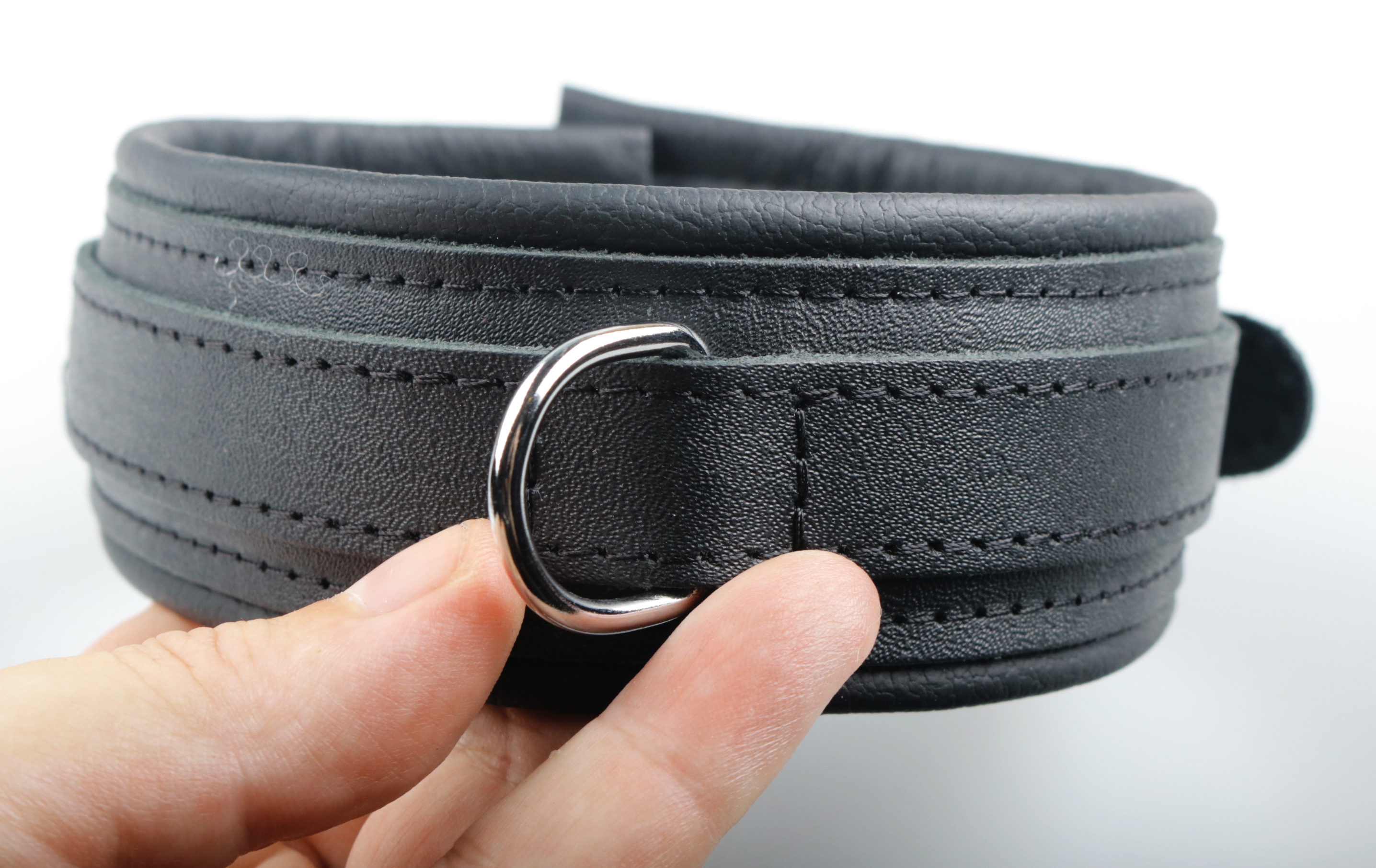 Leder Halsfessel Schwarz silberner D-Ring
