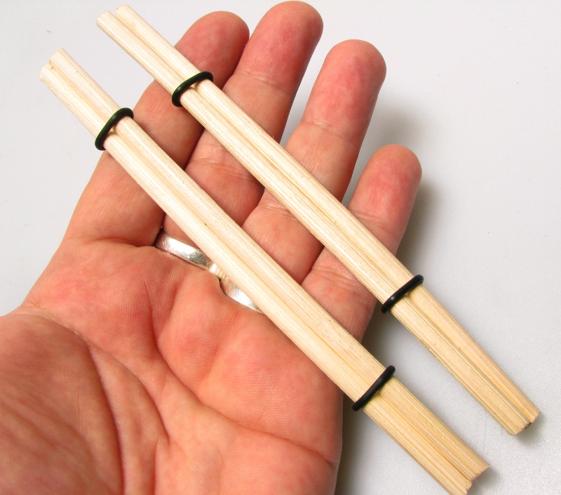 Nipple und Brust / Rattan Sticks II